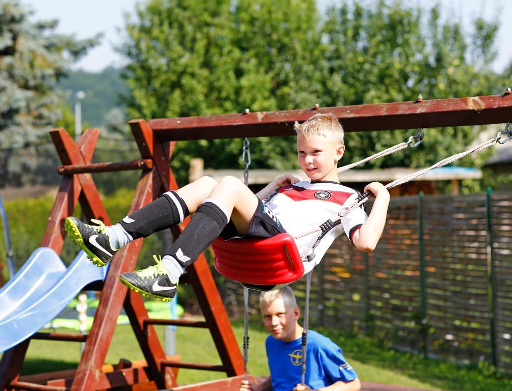Ferienwohnung Morgensonne Am Kurpark Bad Berka - Parkplatz - Spielplatz - Wlan - 2 Schlafzimmer Room photo